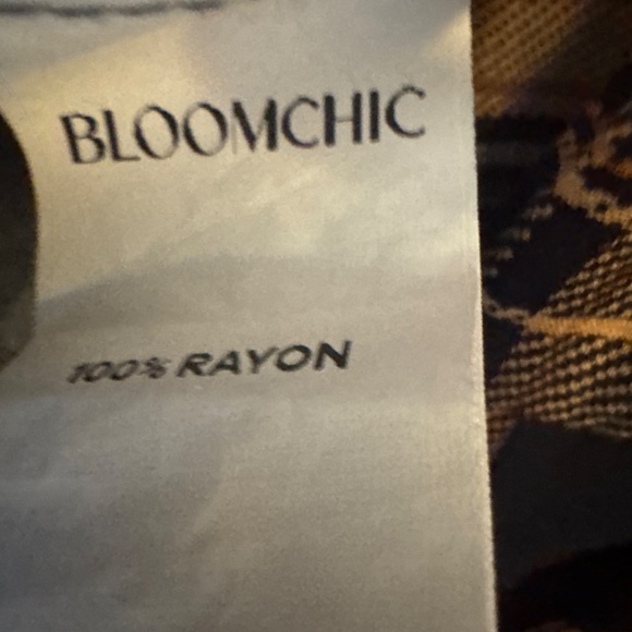 Bloomchic plaid button-down dress with pockets - Picture 5 of 7